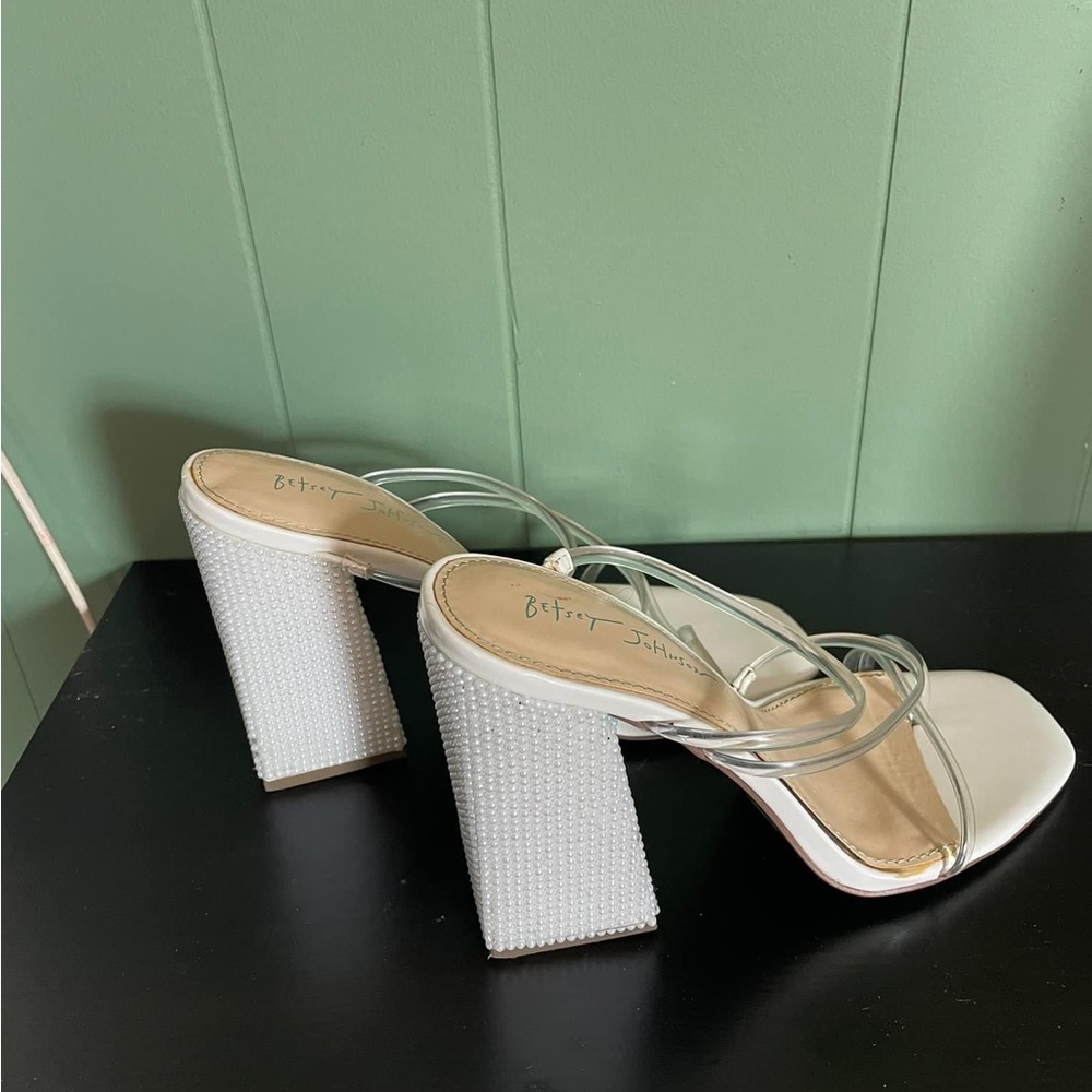 COPY - Betsey Johnson 8.5 Ellen